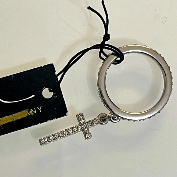 New York & Co Dangling Cross Ring ❤️ size 7 and 8 - Picture 1 of 10